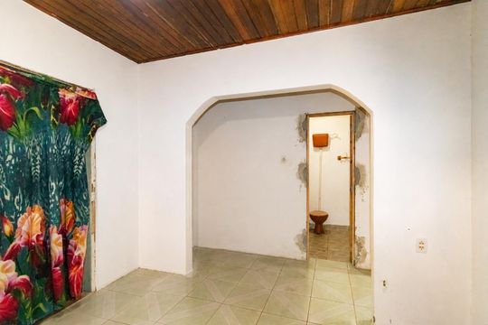 Sala de casa à venda com 3 quartos, 420m² em Harmonia, Canoas