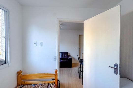 Quarto 1 de apartamento à venda com 2 quartos, 34m² em Chácara Seis de Outubro, São Paulo