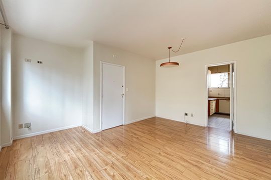 Sala de apartamento para alugar com 2 quartos, 112m² em Indianópolis, São Paulo