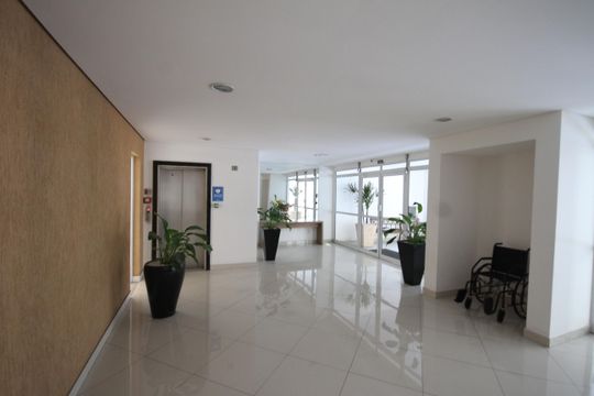 Hall de entrada de apartamento para alugar com 1 quarto, 45m² em Vila Mariana, São Paulo