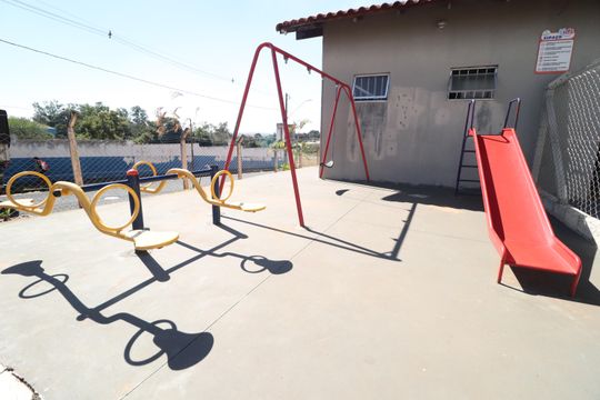 Área comum - Playground de apartamento para alugar com 2 quartos, 44m² em Mansour, Uberlândia