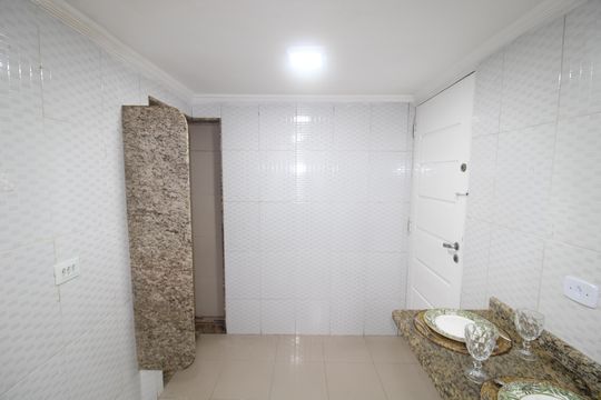 Cozinha de casa à venda com 2 quartos, 60m² em Vila Ester (zona Norte), São Paulo