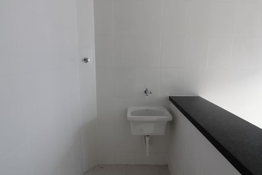 Apartamento para alugar com 1 quarto, 25m² em Jardim Olinda, Cabo Frio