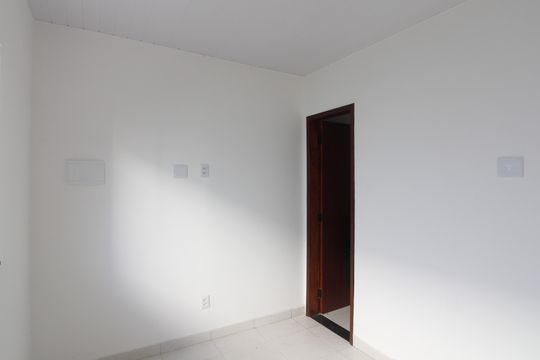 Apartamento para alugar com 1 quarto, 25m² em Jardim Olinda, Cabo Frio