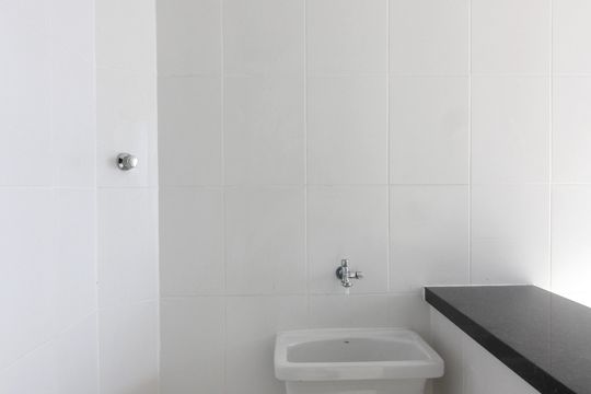 Apartamento para alugar com 1 quarto, 25m² em Jardim Olinda, Cabo Frio