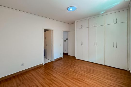 Casa para alugar com 3 quartos, 120m² em Horto Florestal, Belo Horizonte