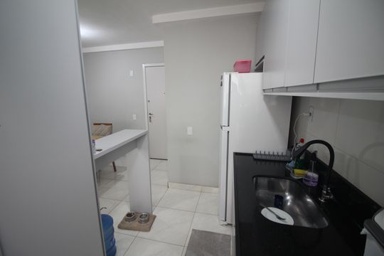 Cozinha e Área de Serviço de apartamento à venda com 2 quartos, 50m² em Jardim Riacho das Pedras, Contagem