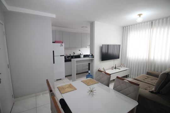 Sala de apartamento à venda com 2 quartos, 50m² em Jardim Riacho das Pedras, Contagem