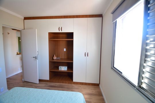 Quarto de apartamento à venda com 1 quarto, 45m² em Centro, Campinas