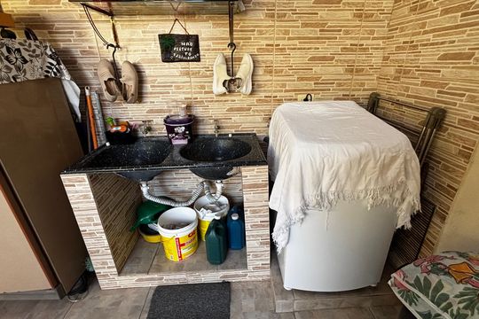 Área de Serviço de casa à venda com 3 quartos, 138m² em Parque Erasmo Assunção, Santo André