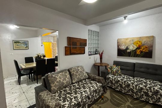 Sala de casa à venda com 3 quartos, 138m² em Parque Erasmo Assunção, Santo André