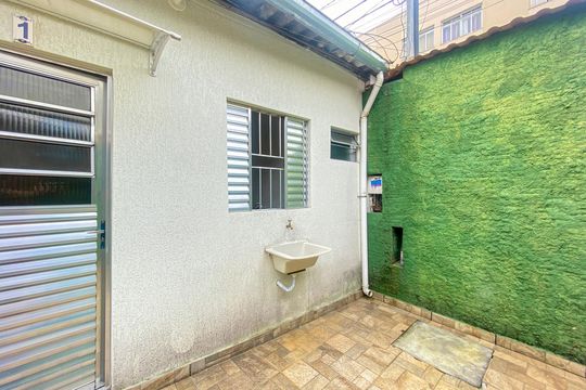 Área de Serviço de kitnet/studio para alugar com 1 quarto, 15m² em Vila Nivi, São Paulo