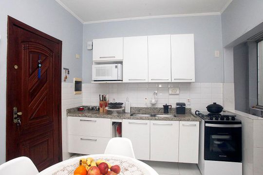 Cozinha de apartamento à venda com 3 quartos, 131m² em Santana, Porto Alegre