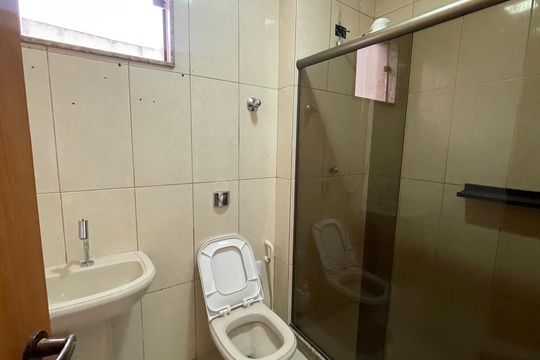 Banheiro social de apartamento para alugar com 2 quartos, 80m² em Zumbi, Rio de Janeiro