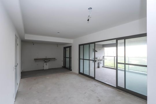 Sala de apartamento à venda com 3 quartos, 136m² em Chácara Klabin, São Paulo