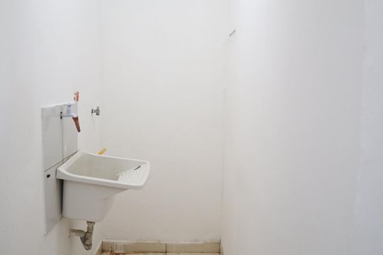 Área de serviço de casa à venda com 2 quartos, 420m² em Recreio dos Bandeirantes, Rio de Janeiro
