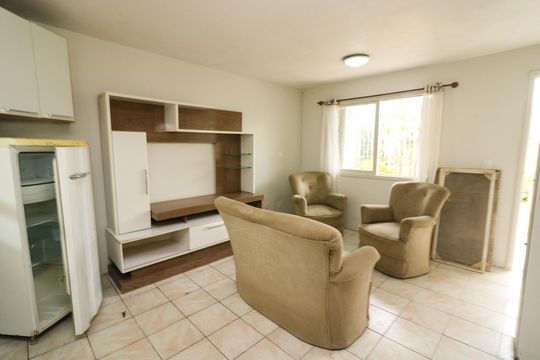 Sala de casa de condomínio para alugar com 3 quartos, 90m² em Lomba do Pinheiro, Porto Alegre