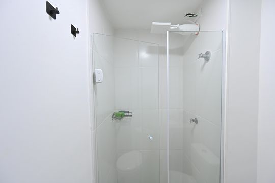 Banheiro Social de kitnet/studio à venda com 1 quarto, 27m² em Vila da Saúde, São Paulo