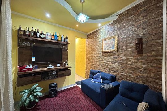 Casa à venda com 2 quartos, 70m² em Praia, Contagem