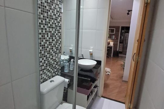 Banheiro de apartamento à venda com 2 quartos, 54m² em Itaquera, São Paulo
