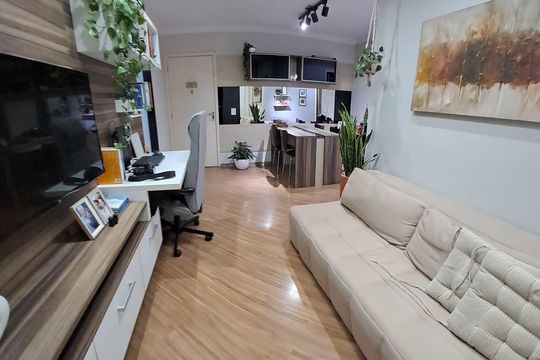 Sala de apartamento à venda com 2 quartos, 54m² em Itaquera, São Paulo