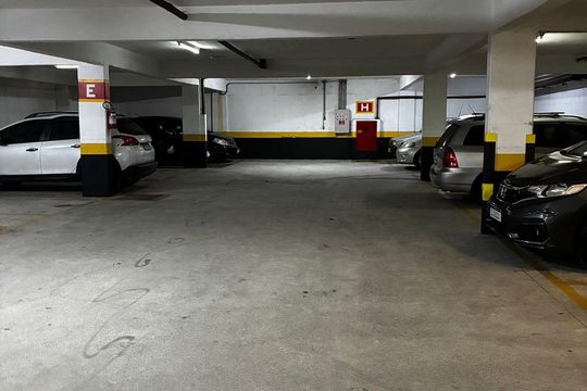 Garagem de apartamento à venda com 2 quartos, 54m² em Itaquera, São Paulo