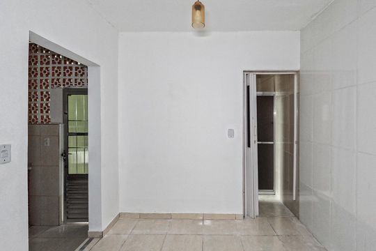 Casa à venda com 1 quarto, 40m² em Jardim Marisa, São Paulo