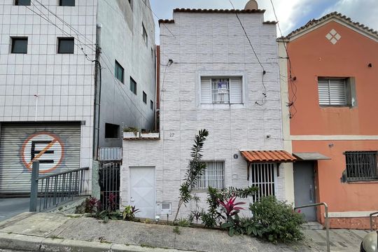 Fachada+Placa  de casa à venda com 3 quartos, 83m² em Vila Lais, São Paulo