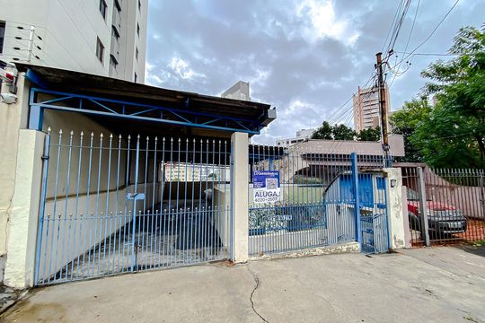 Fachada de casa para alugar com 2 quartos, 60m² em Alto da Lapa, São Paulo