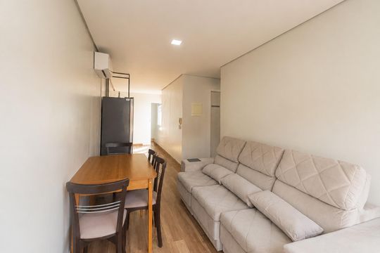 Sala de casa de condomínio para alugar com 2 quartos, 67m² em Distrito Industrial, Cachoeirinha