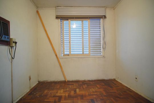 Quarto de apartamento para alugar com 1 quarto, 39m² em Jardim Itu, Porto Alegre