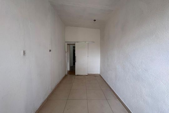 Quarto de casa para alugar com 2 quartos, 360m² em Jk, Contagem