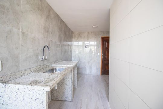 Cozinha de apartamento à venda com 2 quartos, 72m² em Ramos, Rio de Janeiro