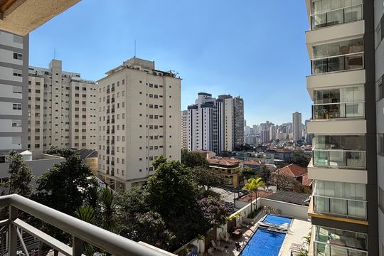Sacada de apartamento à venda com 2 quartos, 50m² em Bosque da Saúde, São Paulo