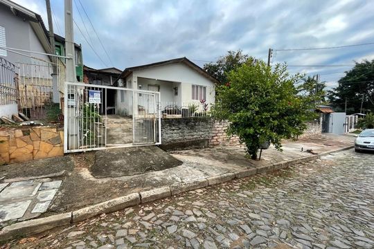 Placa Instalada em 09/06/2026 - Cod.VZOE-470 de casa à venda com 2 quartos, 54m² em Jardim America, São Leopoldo