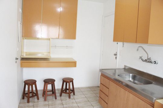 Cozinha de apartamento para alugar com 2 quartos, 80m² em Santa Cecilia, São Paulo