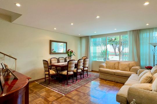 Casa à venda com 3 quartos, 194m² em Vila Anglo Brasileira, São Paulo