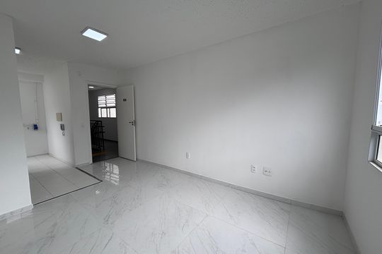 Sala de apartamento à venda com 2 quartos, 50m² em Vargem Pequena, Rio de Janeiro