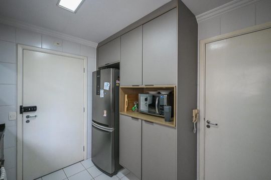 Cozinha de apartamento à venda com 2 quartos, 87m² em Vila Andrade, São Paulo
