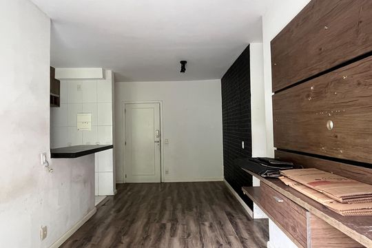 Sala de apartamento para alugar com 2 quartos, 62m² em Marapé, Santos
