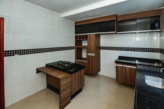 Casa de Condomínio para alugar com 3 quartos, 190m² em Manacás, Belo Horizonte
