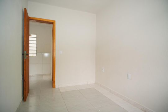 Quarto de apartamento para alugar com 1 quarto, 50m² em Sarandi, Porto Alegre