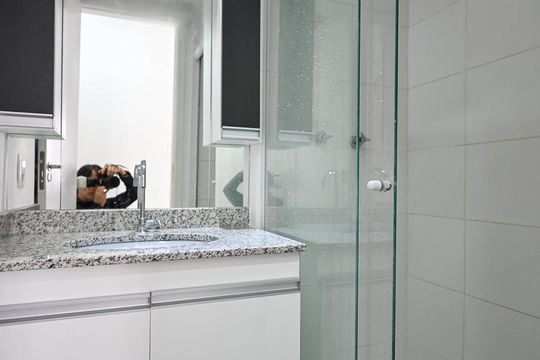 Banheiro Suíte  de apartamento para alugar com 2 quartos, 64m² em Jardim Parque Morumbi, São Paulo