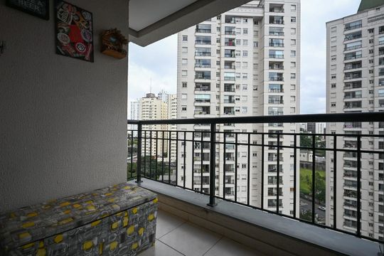 Varanda de apartamento para alugar com 2 quartos, 64m² em Jardim Parque Morumbi, São Paulo