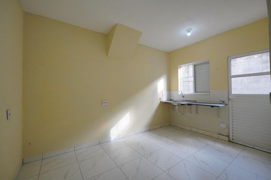 Studio de kitnet/studio para alugar com 1 quarto, 15m² em Liberdade, São Paulo