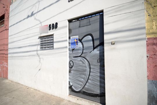 Fachada de kitnet/studio para alugar com 1 quarto, 15m² em Liberdade, São Paulo
