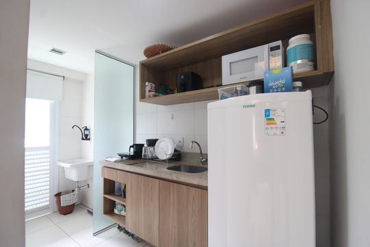 Cozinha de kitnet/studio para alugar com 1 quarto, 40m² em Camorim, Rio de Janeiro