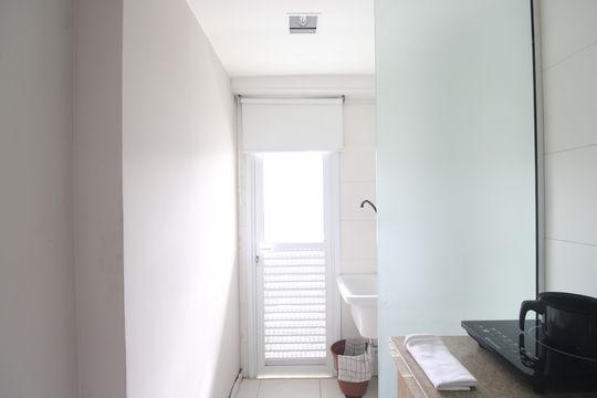 Área de serviço de kitnet/studio para alugar com 1 quarto, 40m² em Camorim, Rio de Janeiro
