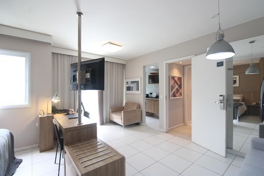 Sala - Quarto de kitnet/studio para alugar com 1 quarto, 40m² em Camorim, Rio de Janeiro