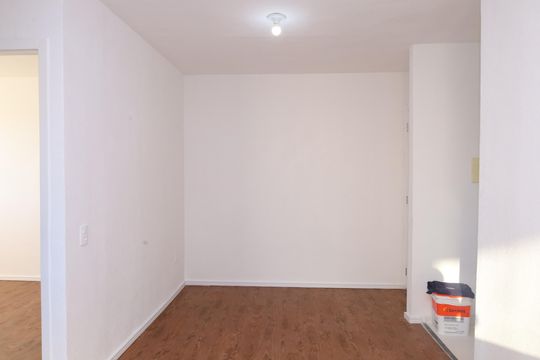 Sala de apartamento para alugar com 2 quartos, 41m² em Jardim Helian, São Paulo
